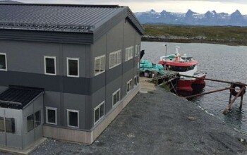 Montage av aluminiumpartier, glasning och fogning
Leverantör: SapaFront / Preconal
Heröyholmen , Sandnessjön och ”De sju systrarna” Norge